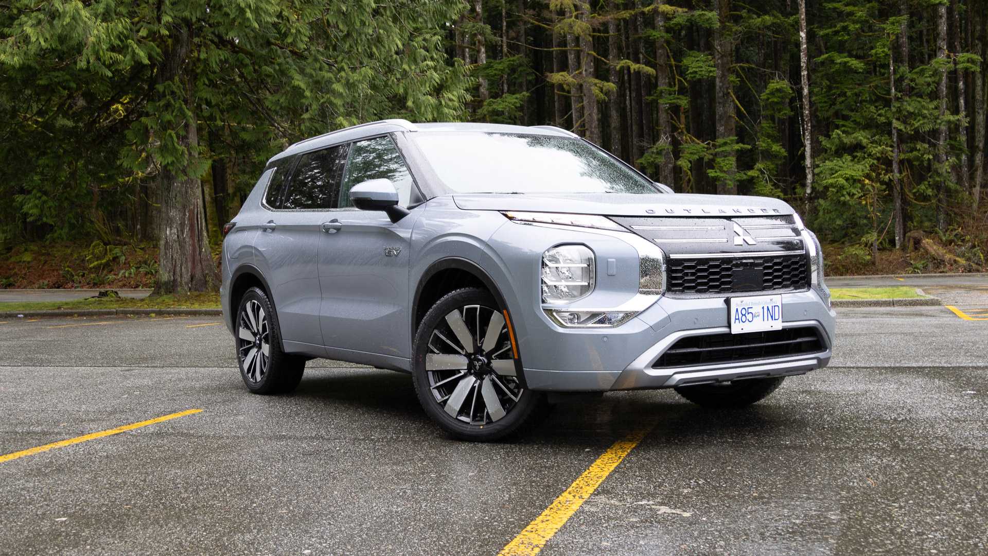 2026 Mitsubishi Outlander PHEV (24 of 52)