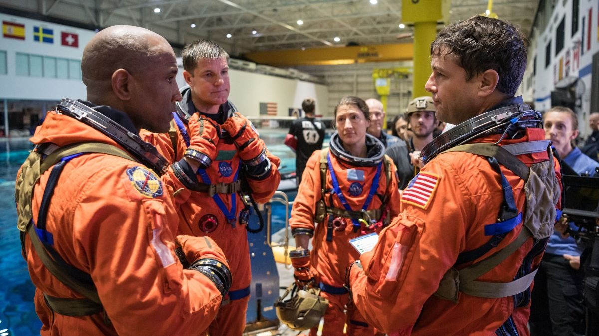 Artemis II is set to reach the Moon, break record for farthest human ...