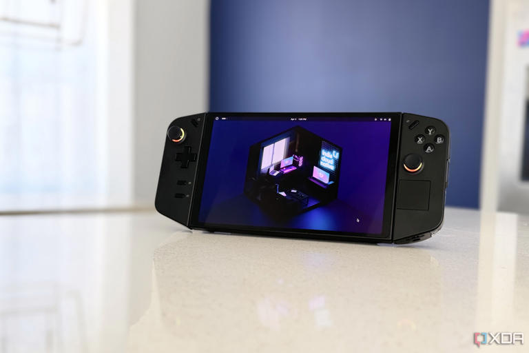I replaced Windows with Bazzite on my handheld, and every game loads ...