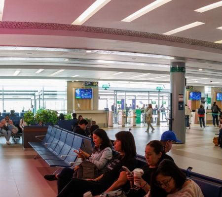 Aunque a algunos no les guste»: Sheinbaum desata polémica por ocupación del  AIFA en Semana Santa