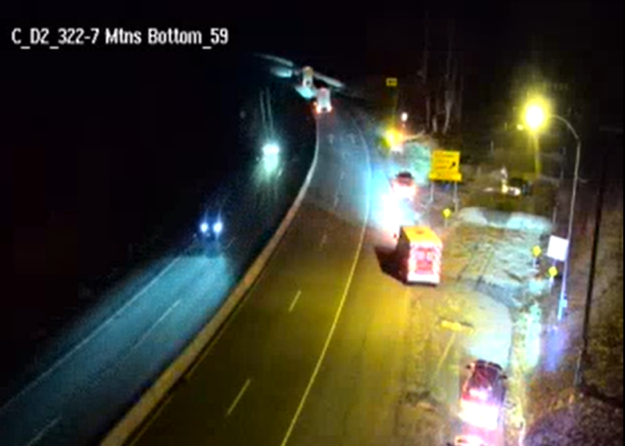 Firefighters respond to crash on US 322 in Mifflin County