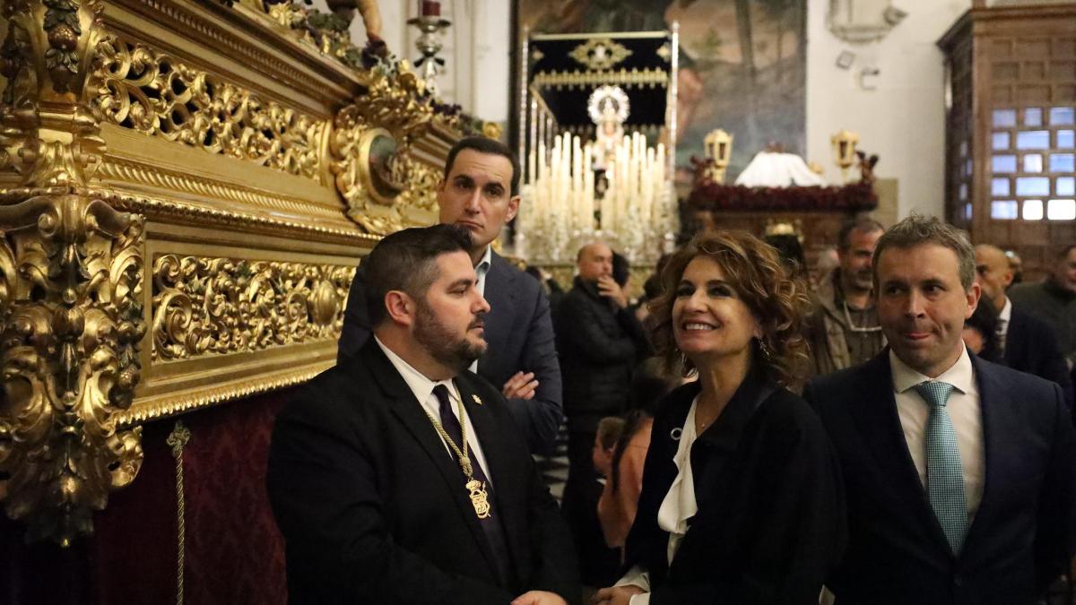 La gira cofrade de María Jesús Montero en plena precampaña de las ...