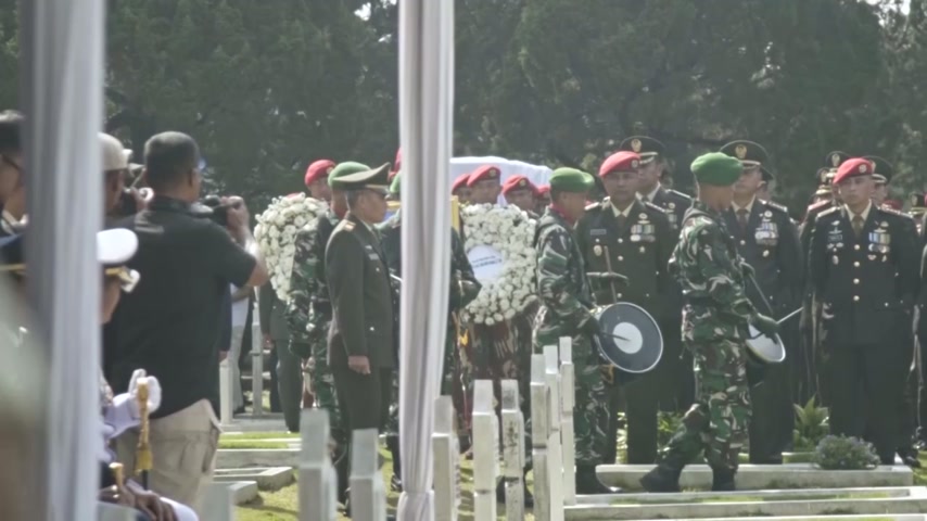 Indonesia lays to rest UN peacekeepers killed in Lebanon<br><br>