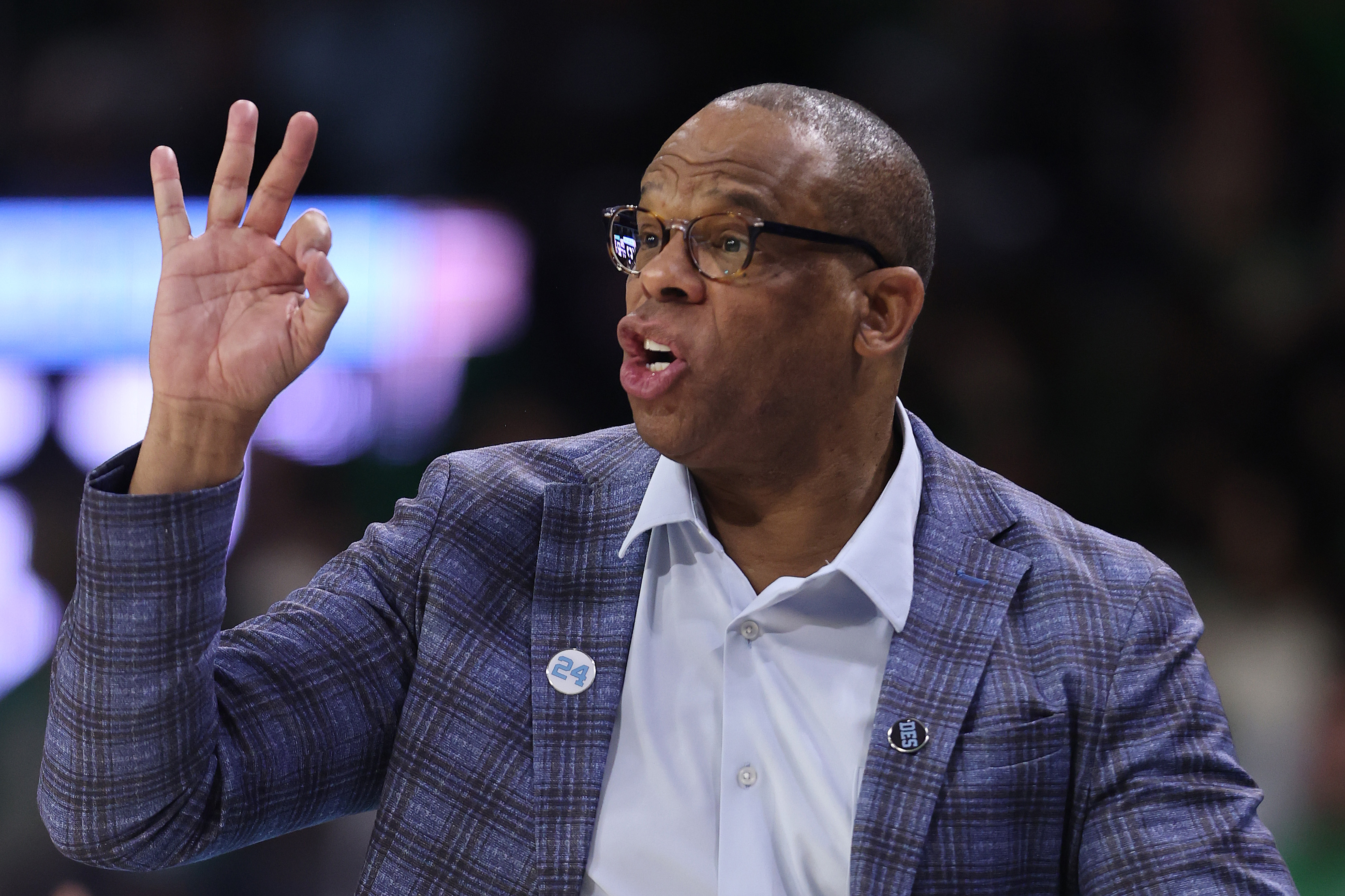 New favorite to replace Hubert Davis at UNC emerges ahead of national title<br>