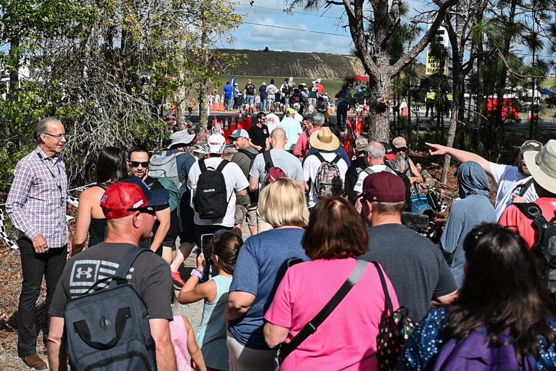 A train to Rockingham is met by Kyle Petty and fans hoping to reconnect ...