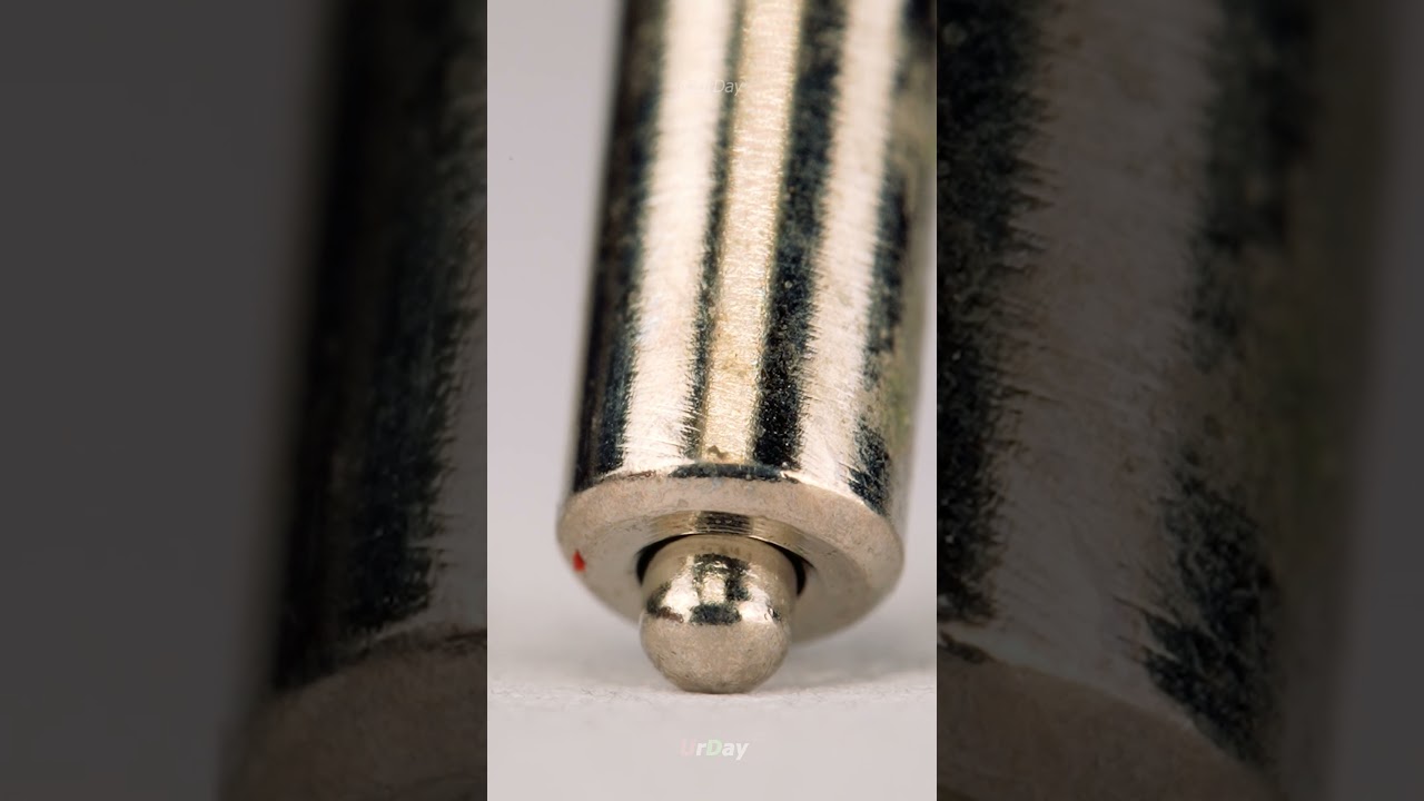 A paint marker extreme close up #macro #satisfying #urday
