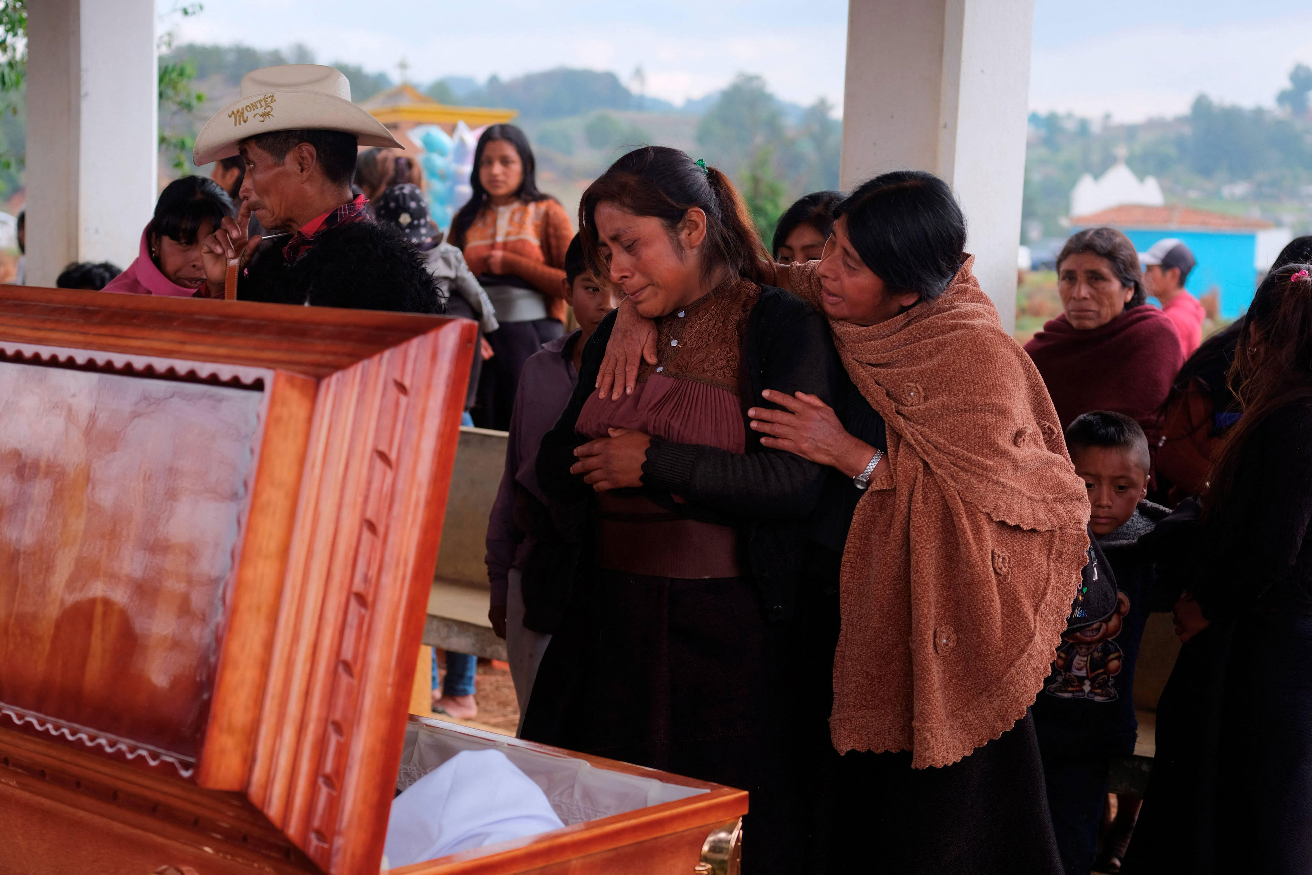 Family buries "unjustly accused" Mexican teen who died in ICE custody
