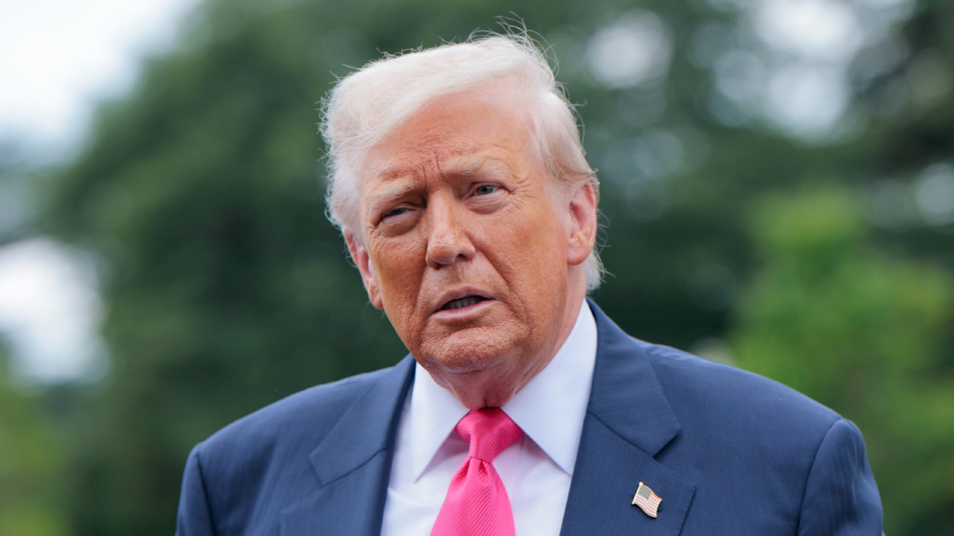 ‘I don’t think it’s smart’: Donald Trump ‘looking rattled’ in Truth ...