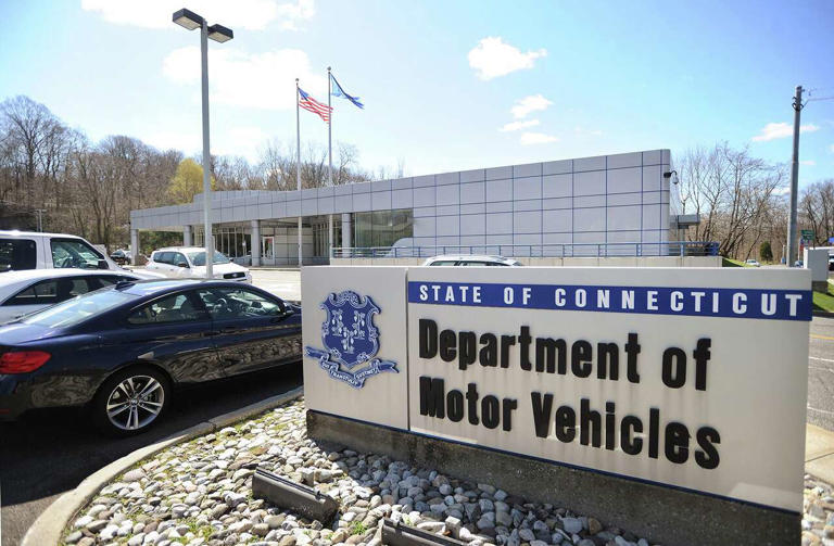 CT DMV 'unnecessarily paid' $107K to six employees on leave who were ...