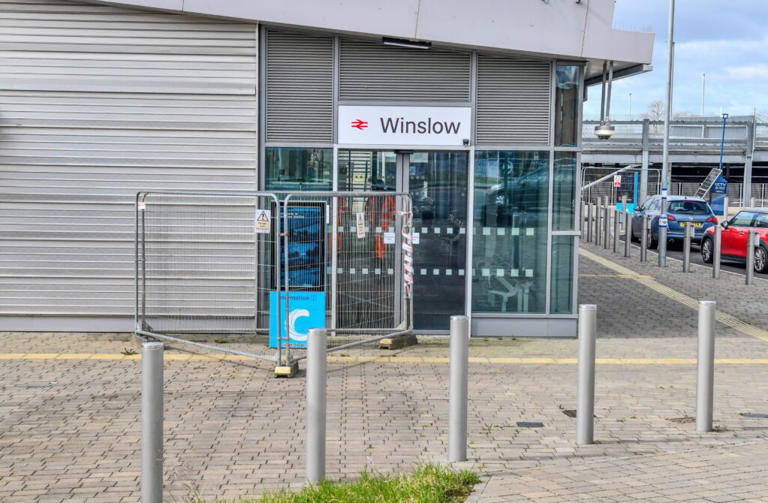 £1.3bn railway line and new station unused for a year over guard union row