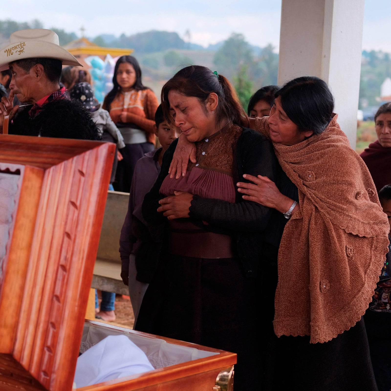 Family buries "unjustly accused" Mexican teen who died in ICE custody