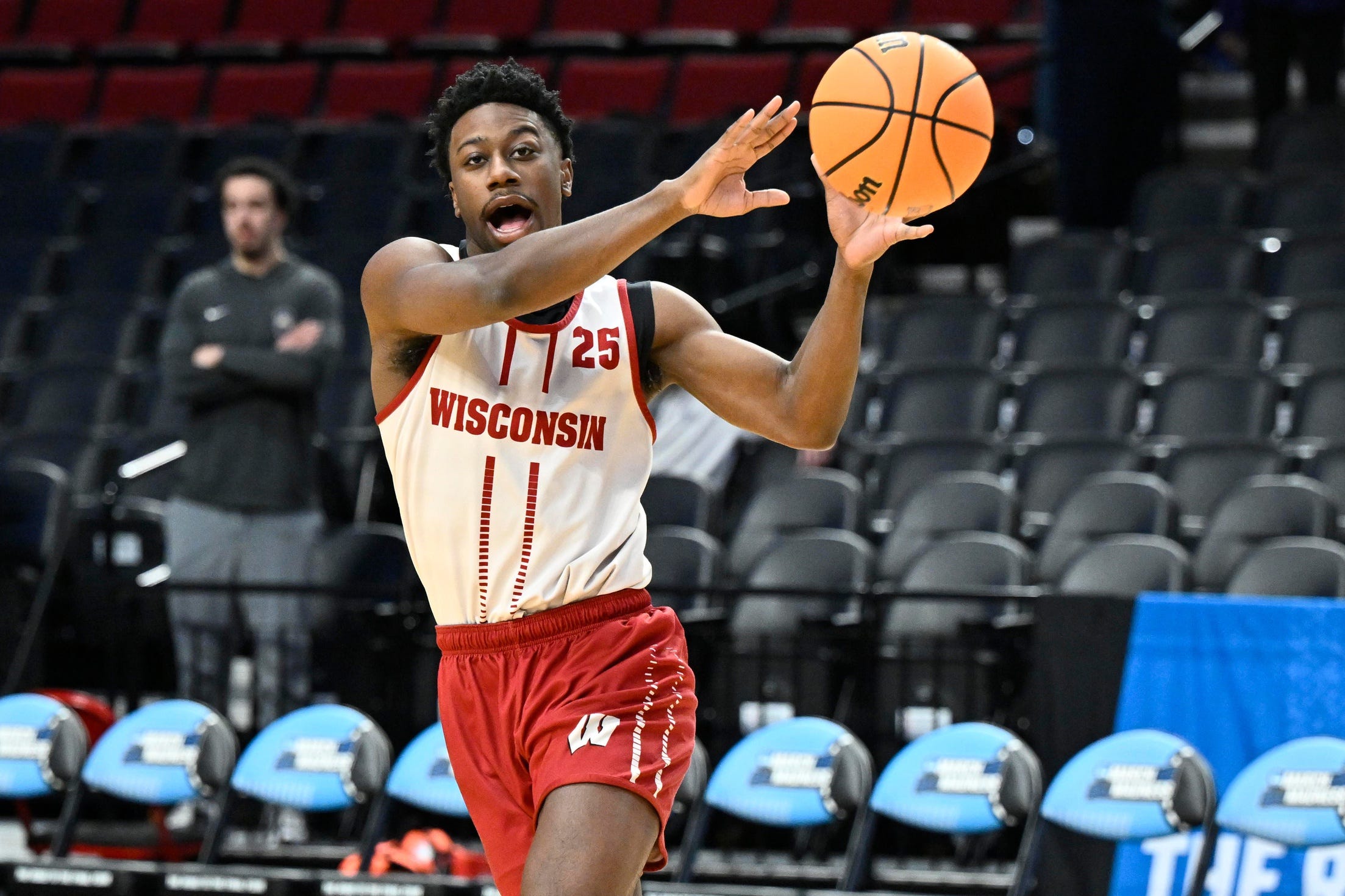 Report: Wisconsin transfer John Blackwell down to six schools, not two