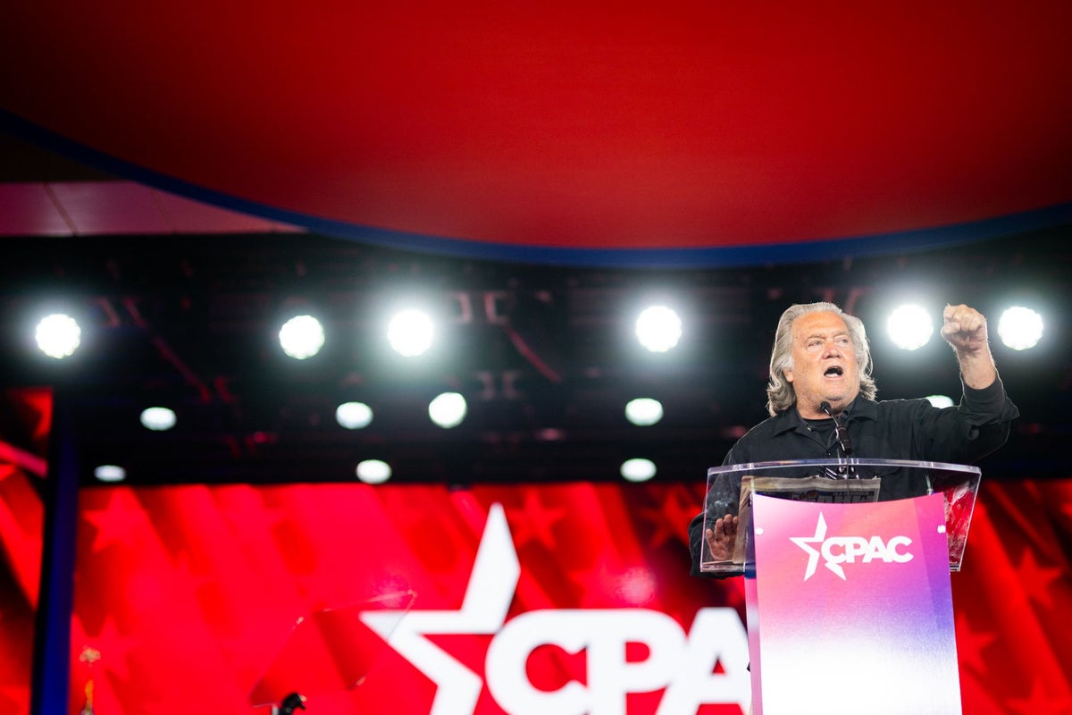 Supreme Court sides with Bannon paving way for dismissal of conviction<br>