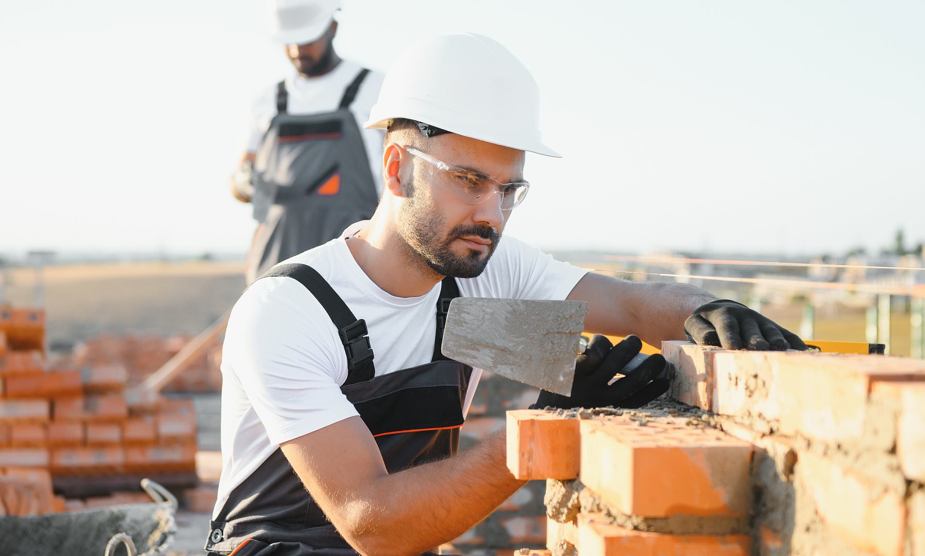 Clicks and mortar! Builders reveal they have now turned to AI to help ...