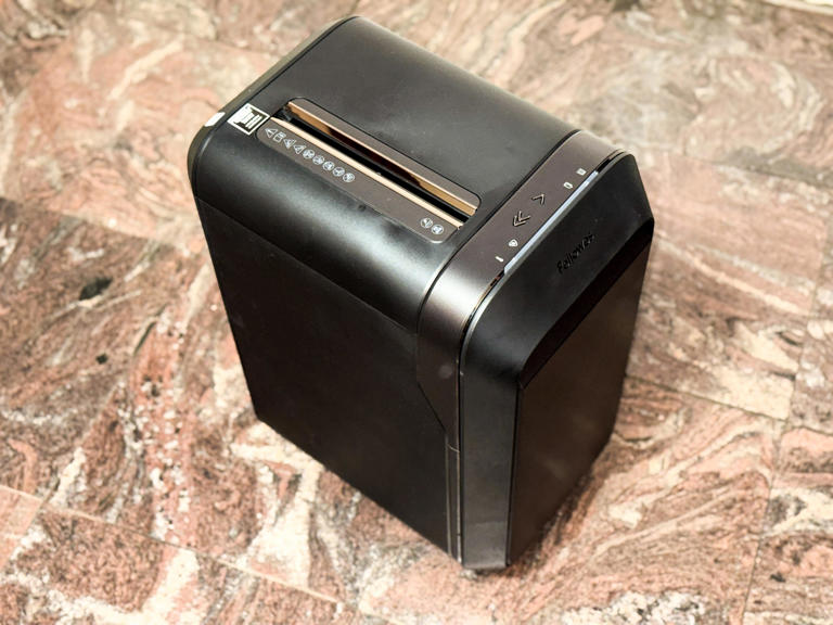 Protect your identity or suffer the consequences: These are the best ...