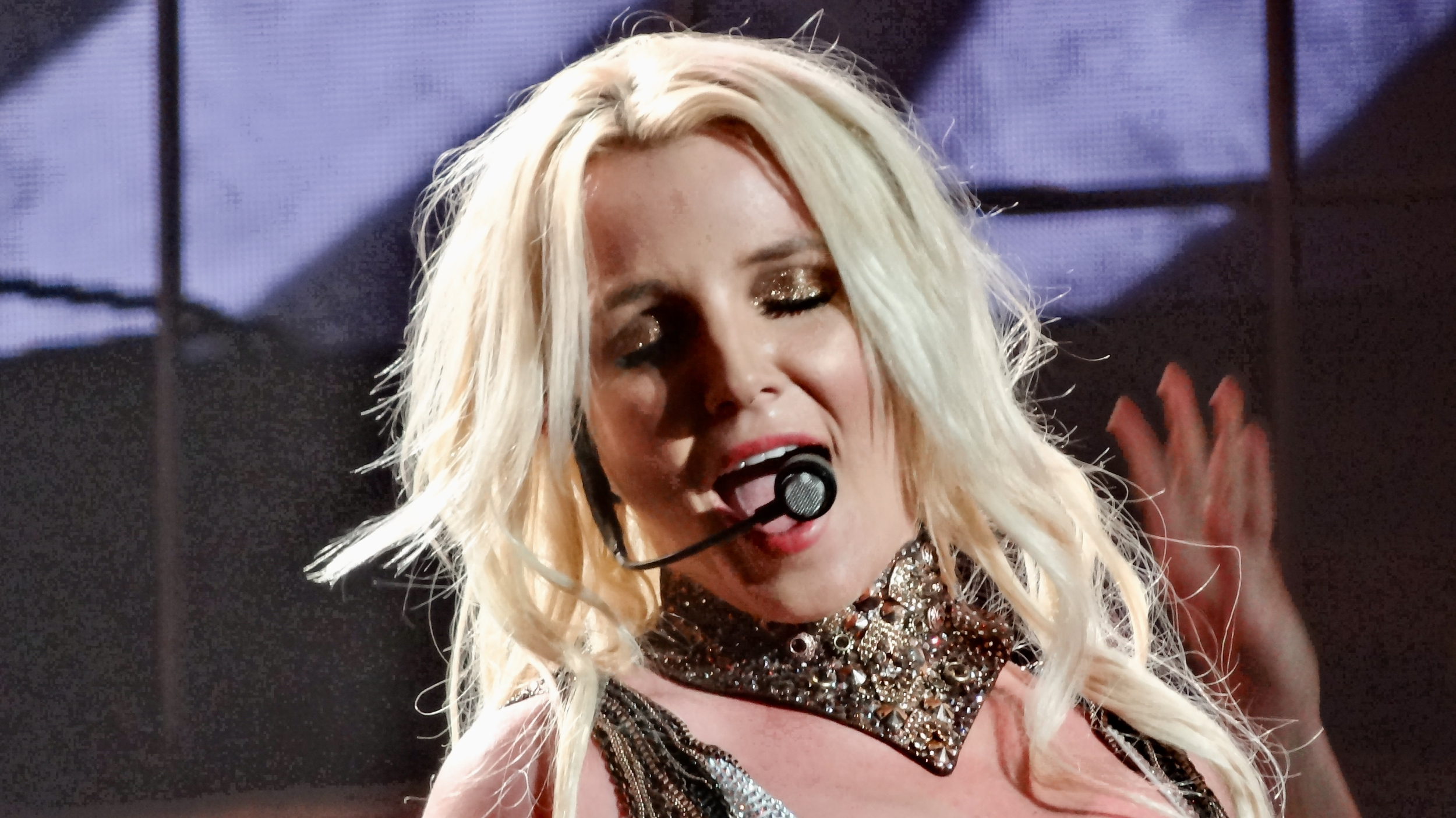 Is Britney Spears making a return? Music bosses 'spurn' pop star after ...