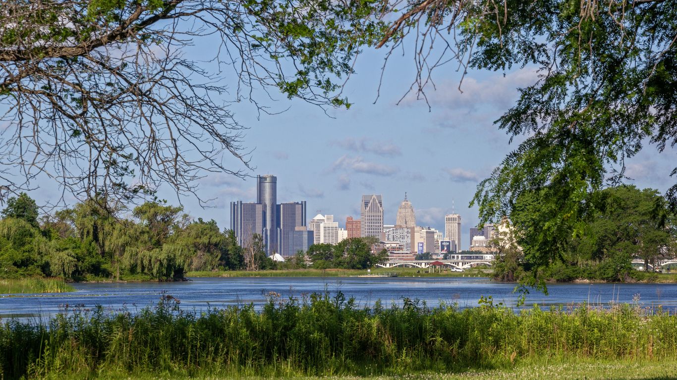 Detroit coalition offers cash to boost population