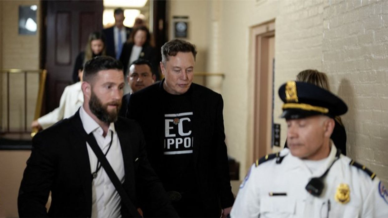 Musk's armed bodyguards allowed to roam federal buildings without ...