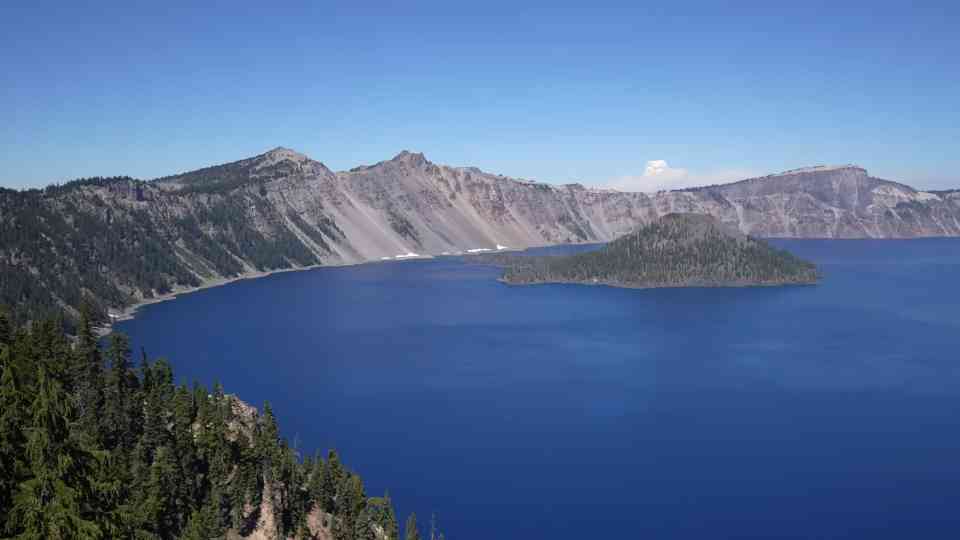 Crater Lake National Park; 48 hours of hiking, boat tours & more