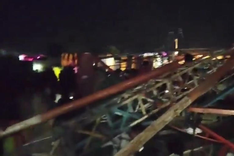 Multiple people, including kids, injured after 'overloaded' 60ft Ferris ...