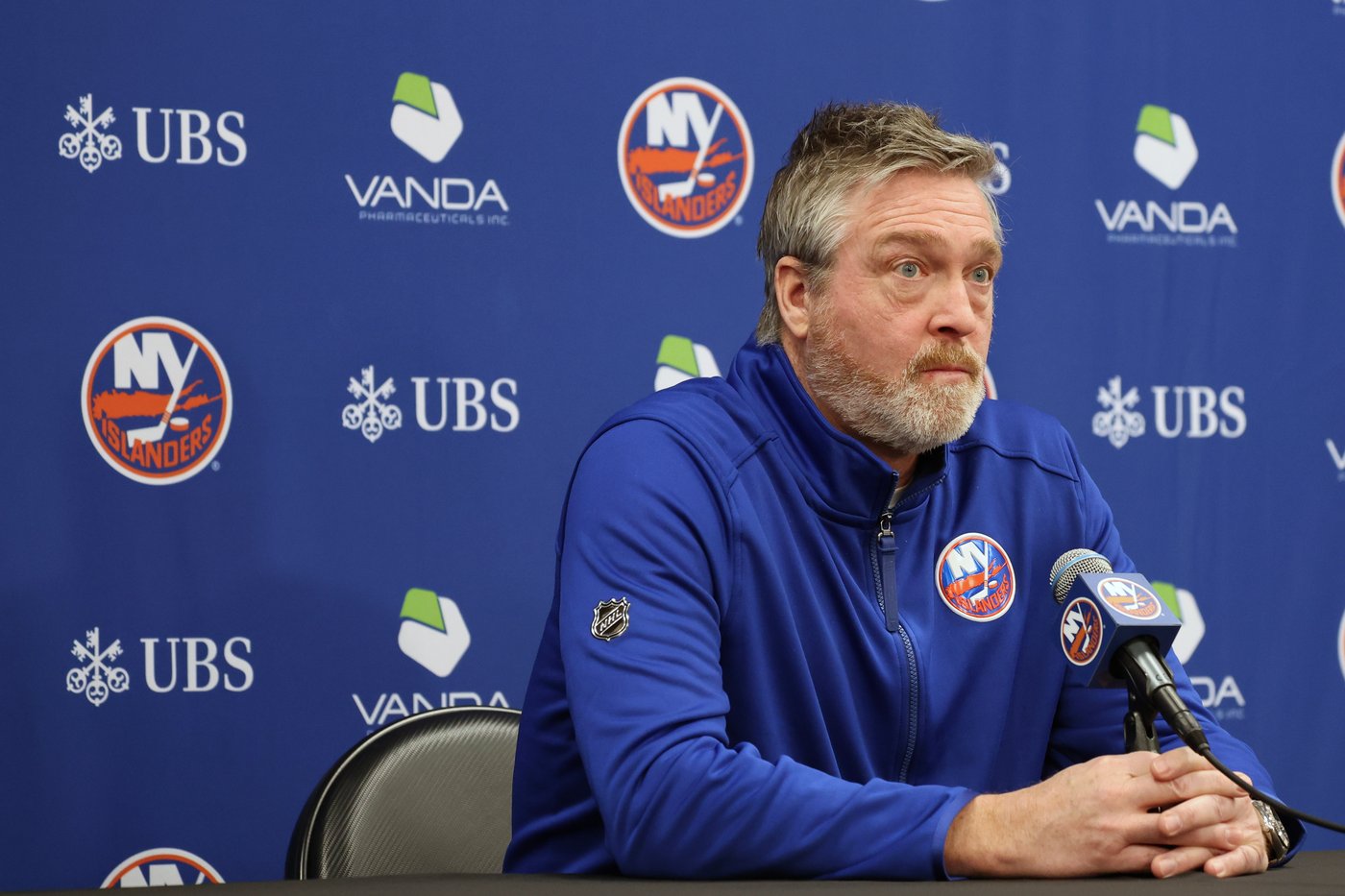 Islanders fire coach Patrick Roy after losing 4 in a row, name Peter ...