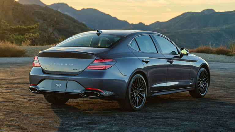 2026 Genesis G70 Prestige Graphite tested: If Goldilocks drove a luxury ...
