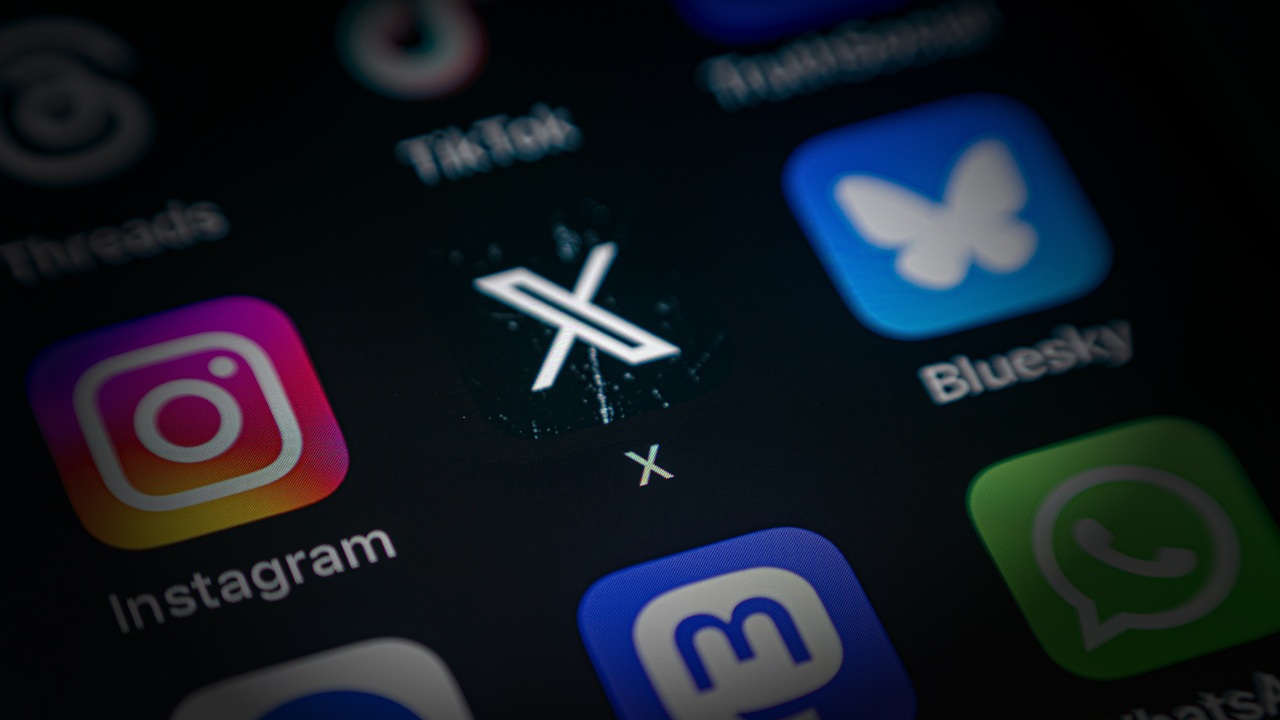 AI is spreading false information in the Iran war. It’s also fact ...