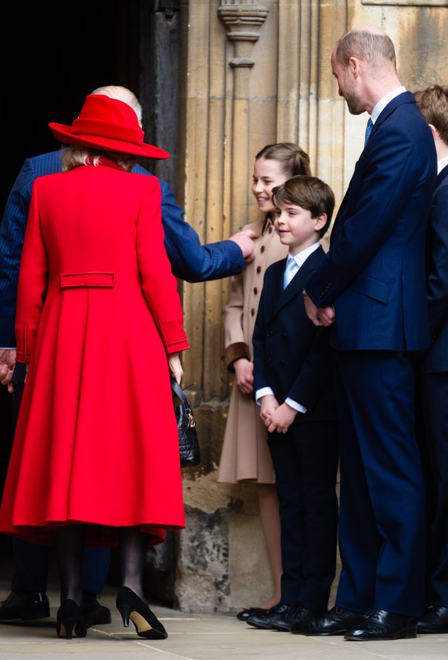 Prince Louis's two-word greeting to King Charles prompts unusual ...