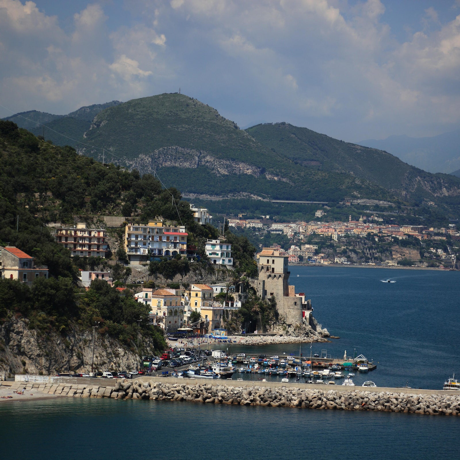 Fugitive mafia boss wanted for murder arrested at luxury villa<br><br>