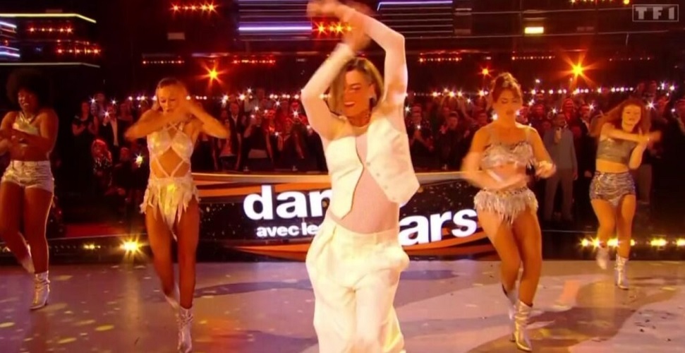 on-n-a-vu-que-a-ce-d-tail-sur-fauve-hautot-en-plein-show-fait
