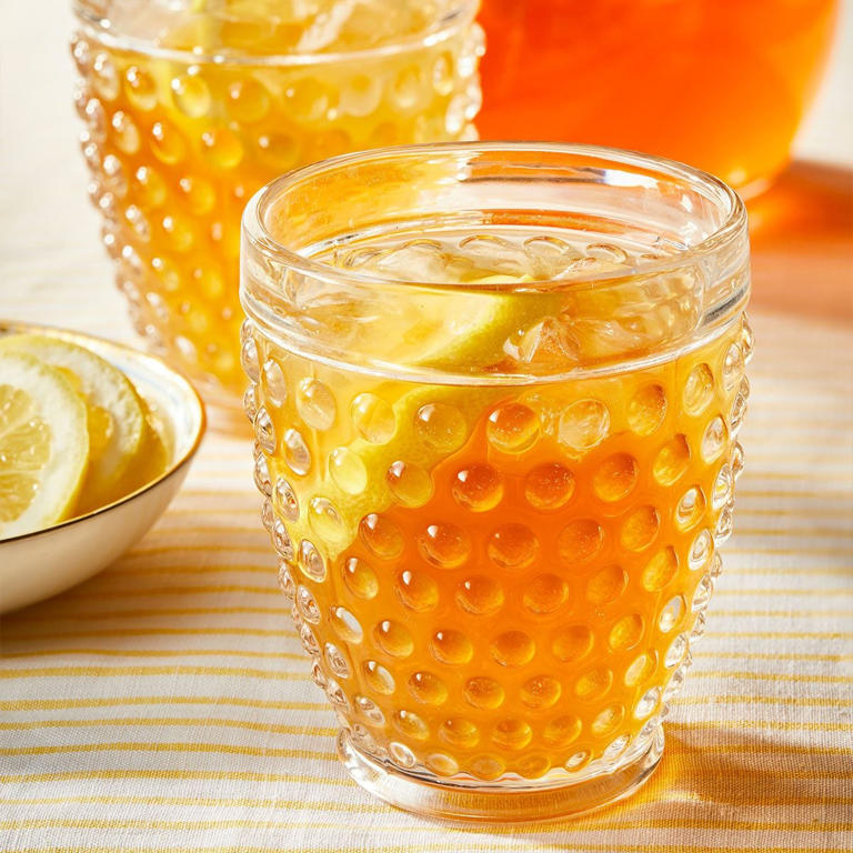 Cold brew iced tea