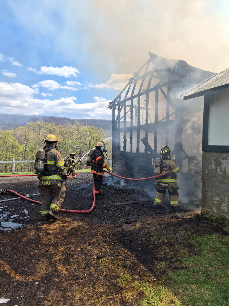 Roads closed as crews respond to barn fire in Shenandoah County