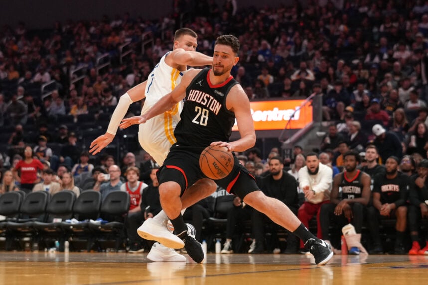 Warriors vs Rockets: Stephen Curry shines in return despite 117-116 loss