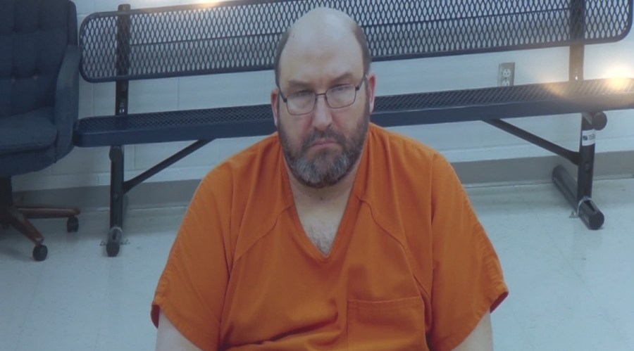 Judge denies lowering bond for former Ohio teacher facing child ...