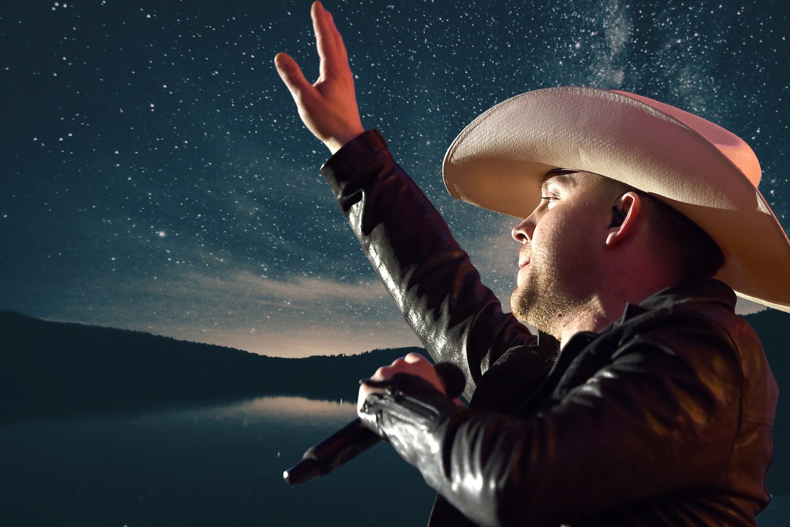 Justin Moore reveals what makes him 'check' himself + 'take a step back ...