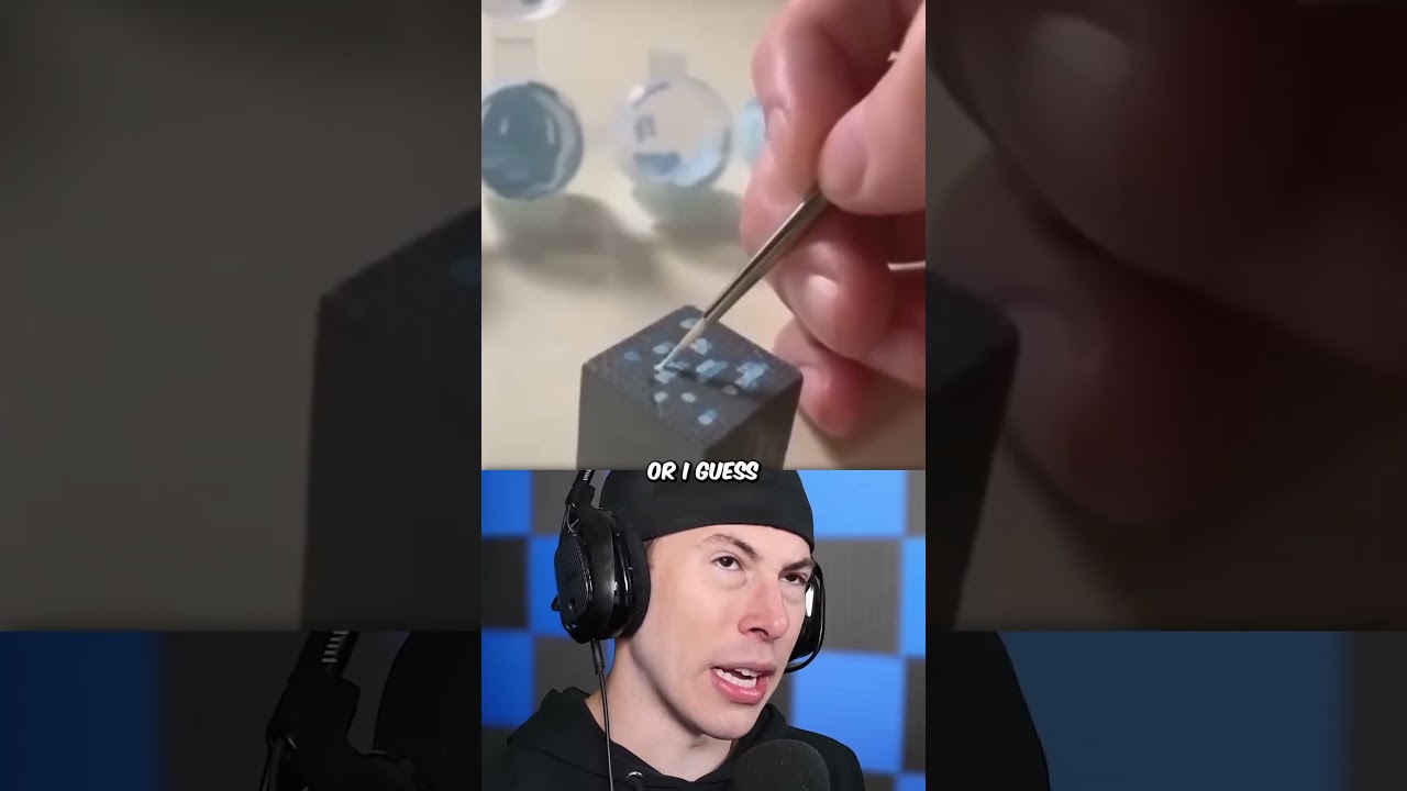 Creative people sharing their work online