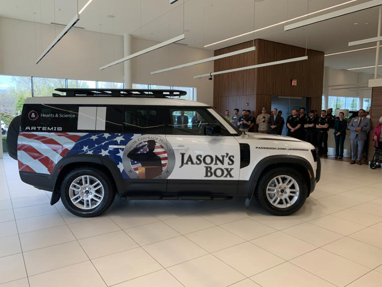 Kentucky nonprofit wins Land Rover for supporting injured veterans