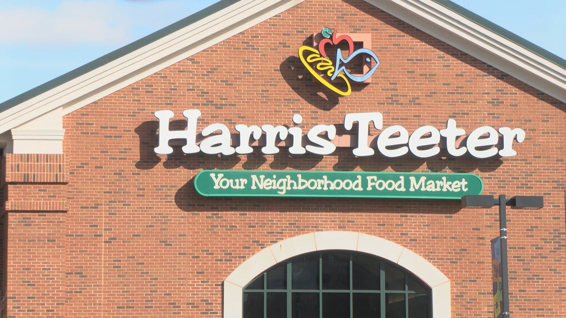 Harris Teeter to close east Charlotte store