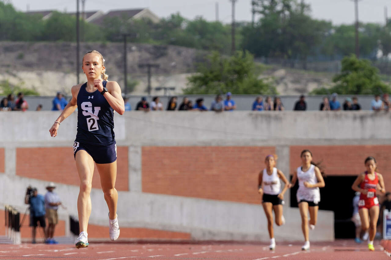 Smithson Valley's Koenig, Johnson's McDuffie selected track athletes of ...