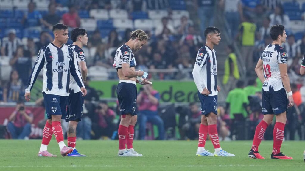 Monterrey se olvida de ganar en casa y regala puntos en el Gigante de Acero