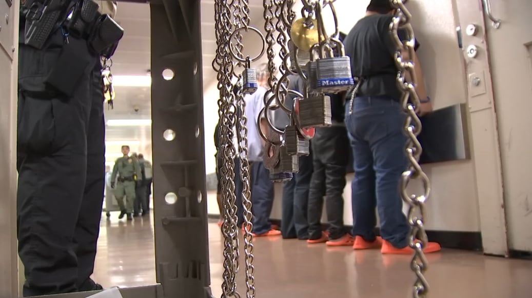 Inside Clark County Detention Center: Las Vegas police explain 287(G ...