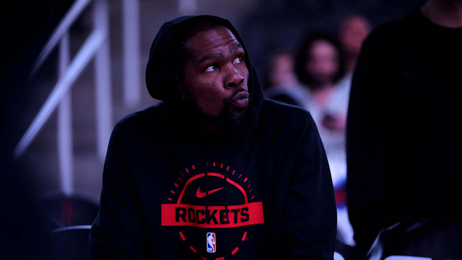 Rockets' Kevin Durant wears new KD 19 colorway during recent victory