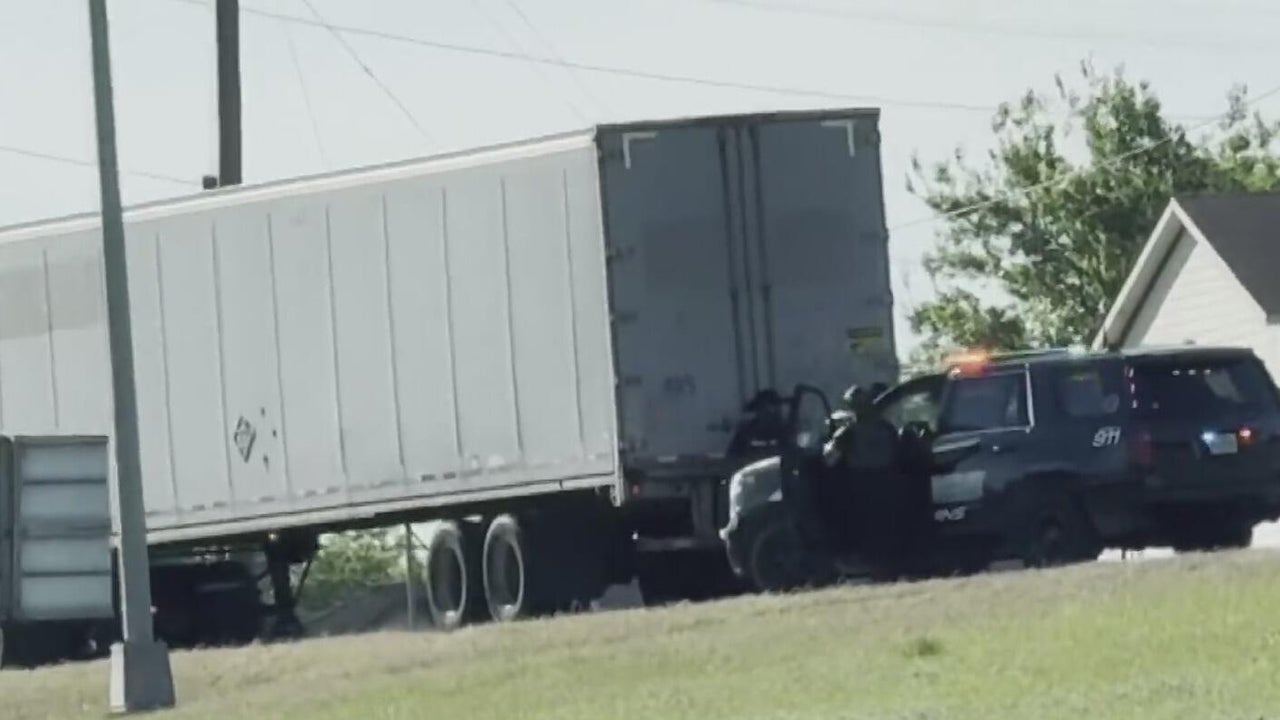 Man wanted for domestic violence barricades self, child in truck's cab ...