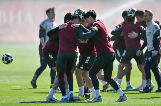 HLV Arteta gây sốt với phương pháp huấn luyện độc lạ cho Arsenal