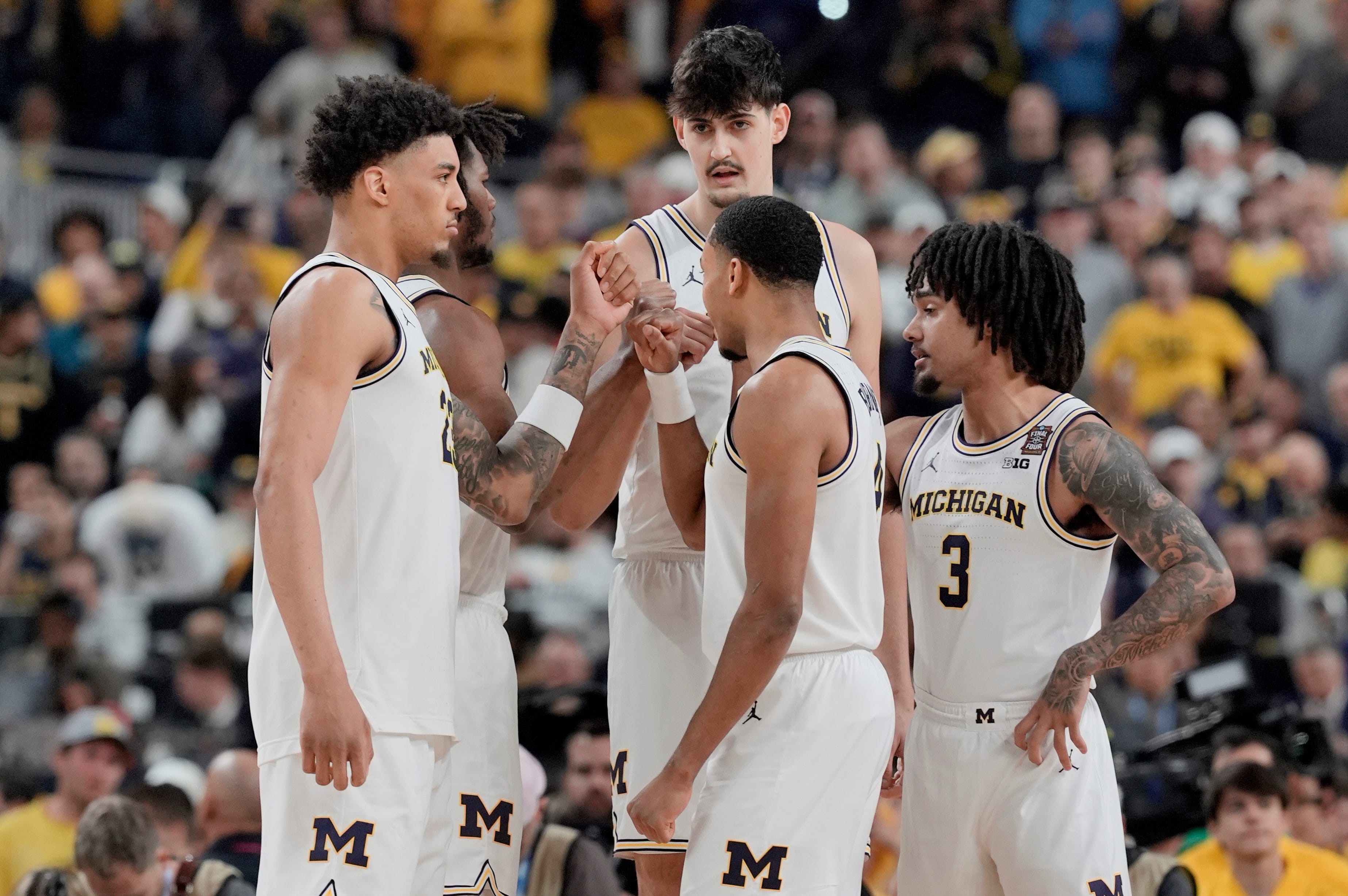 Michigan vs UConn live updates in national title, Yaxel Lendeborg ...