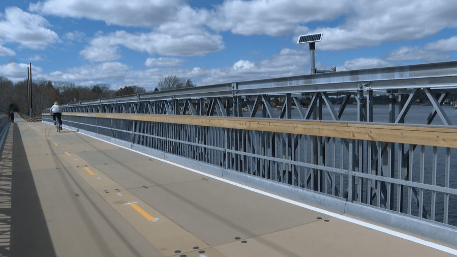 New pedestrian bridges open on East Bay Bike Path with new spots for ...