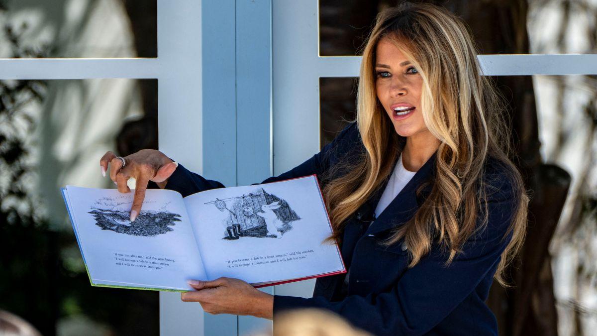 Melania Trump branded a 'complete idiot' for allegedly struggling to ...
