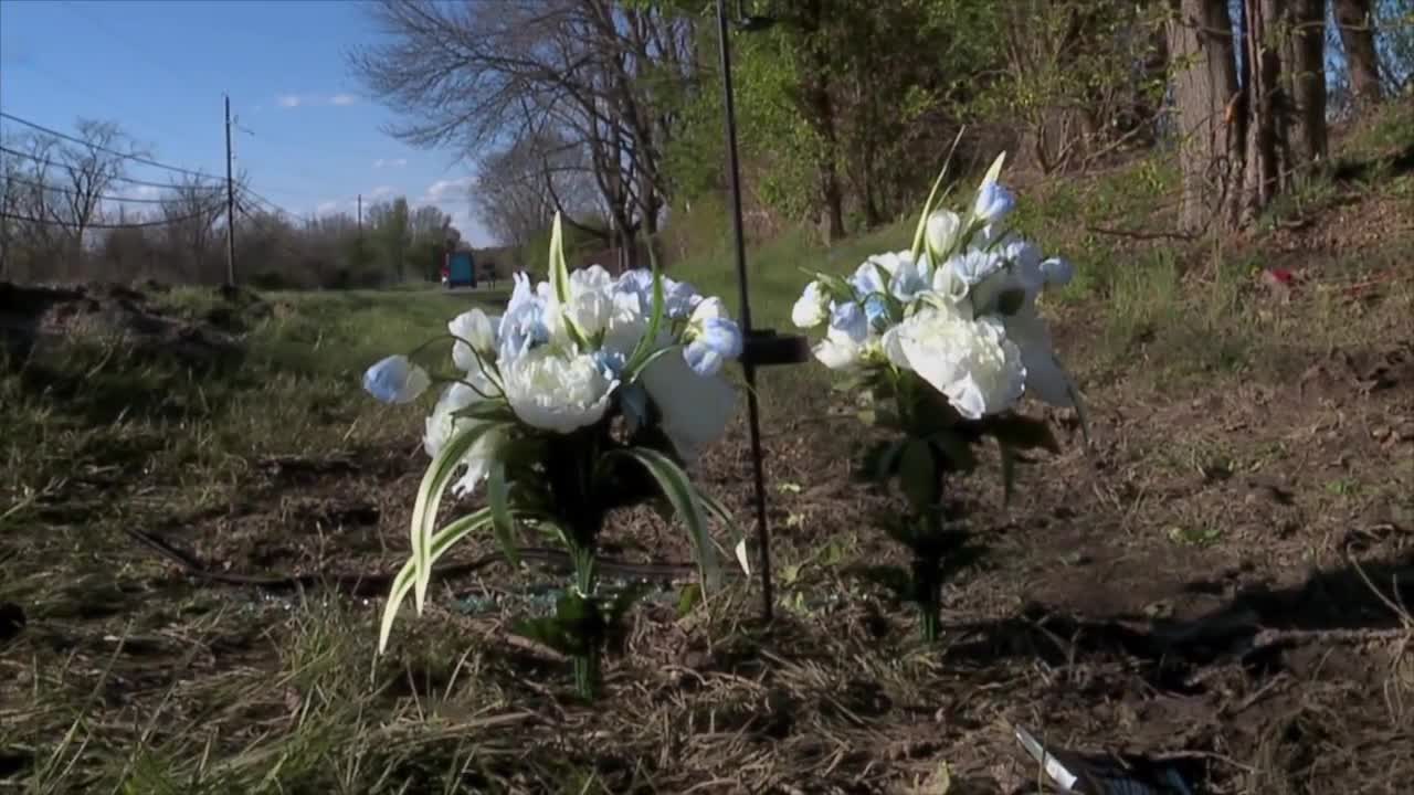 Community mourns 16-year-old killed in crash