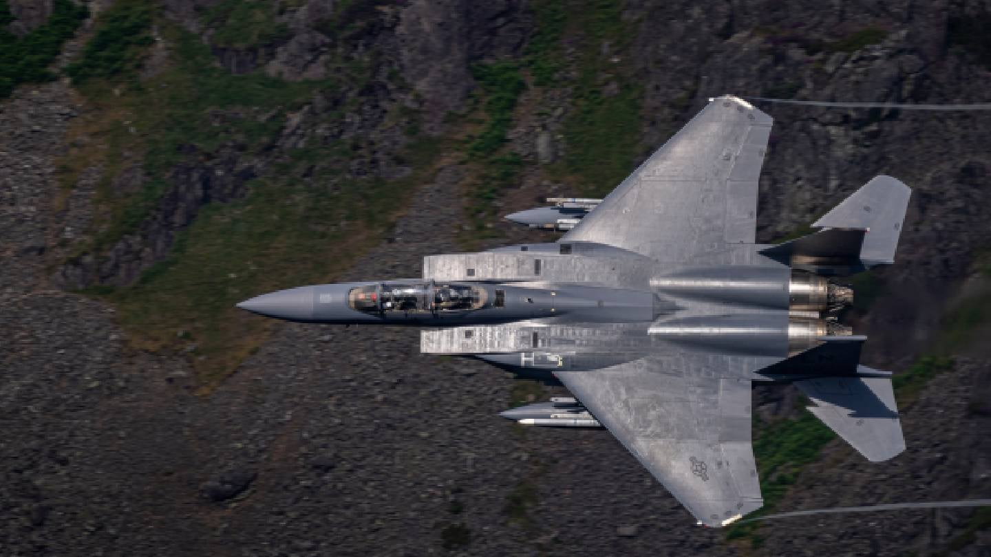 US forces rescue crew after Iran shoots down F-15E fighter