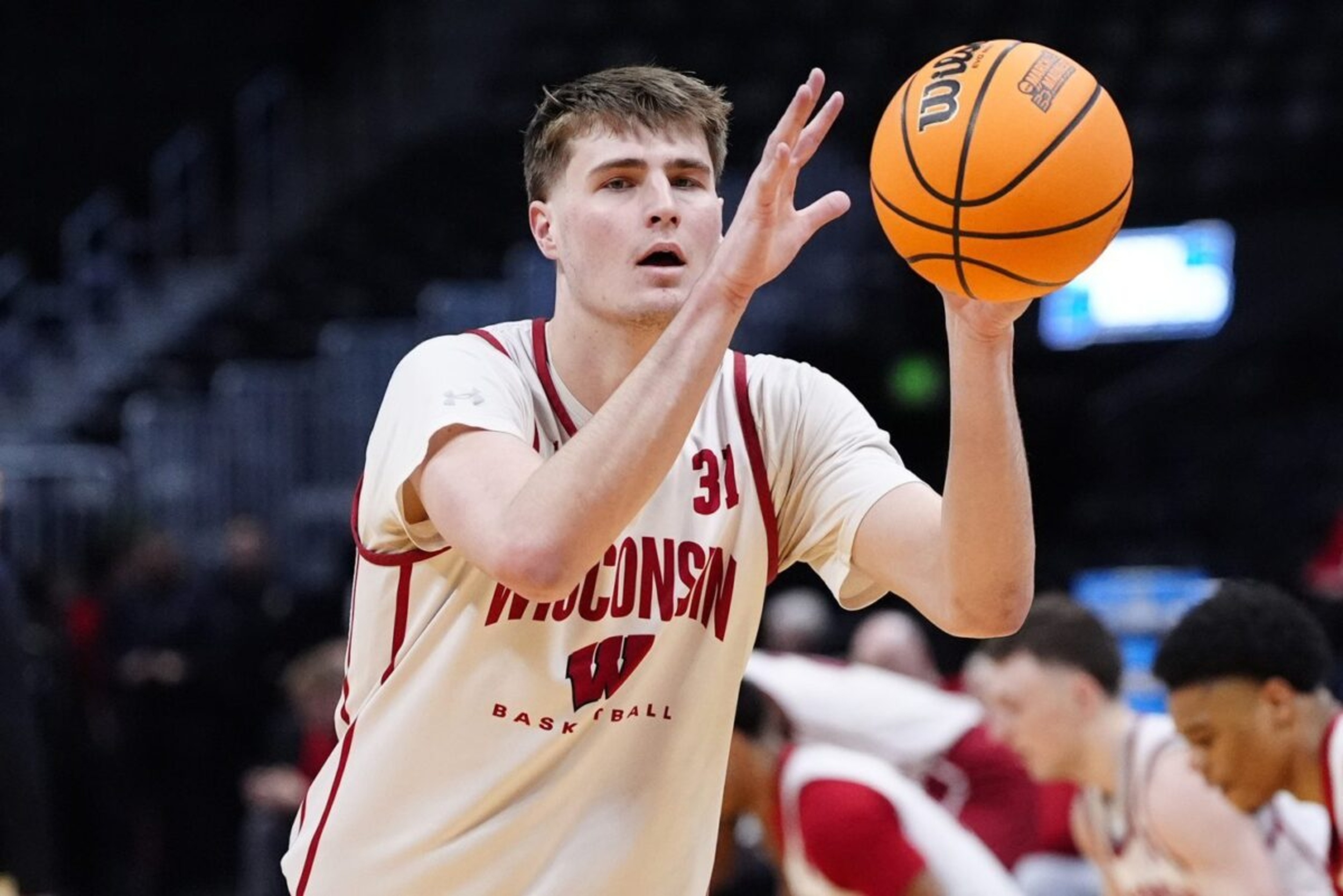 Wisconsin Badgers’ Nolan Winter did not hold back in reaction to John Blackwell’s transfer portal decision<br><br>